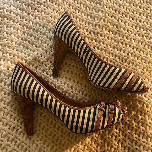Striped Candie's Open Toe Heel - Picture 1 of 4
